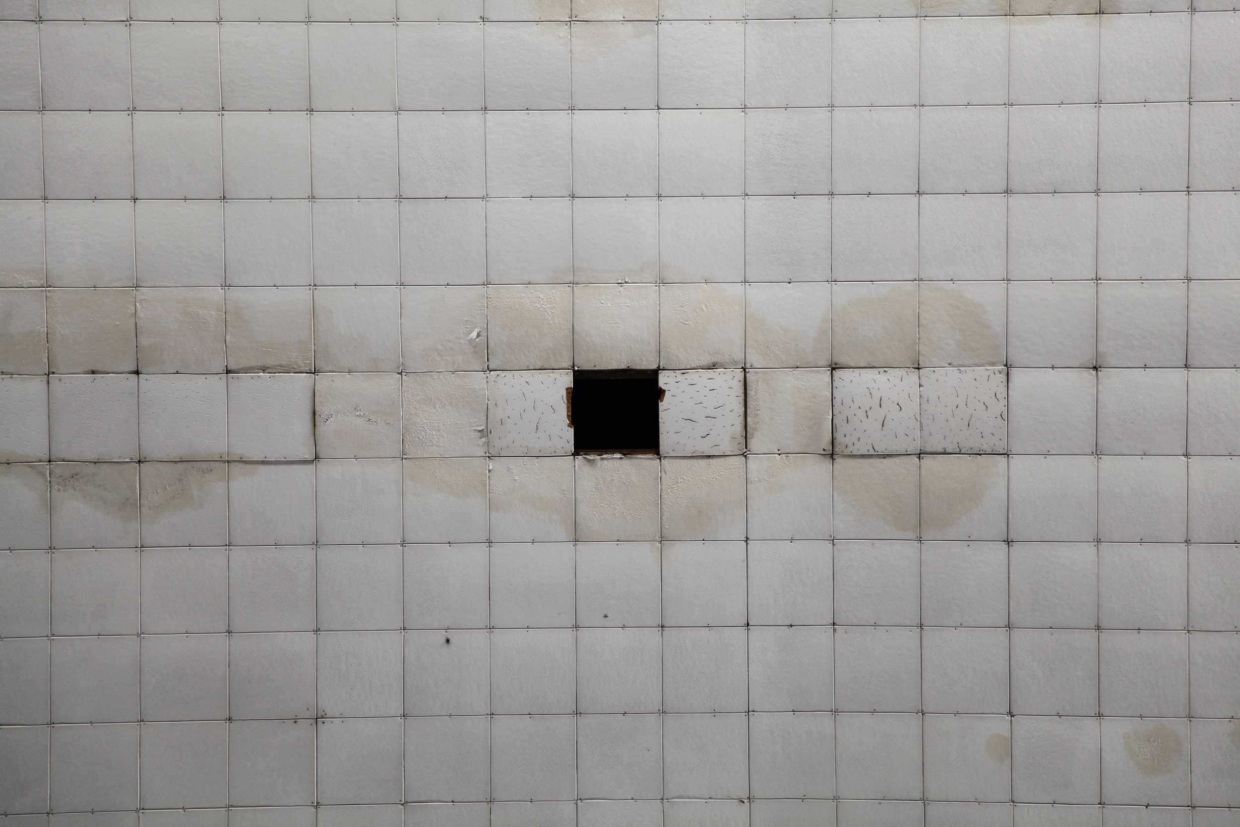 Decay, photograph 4